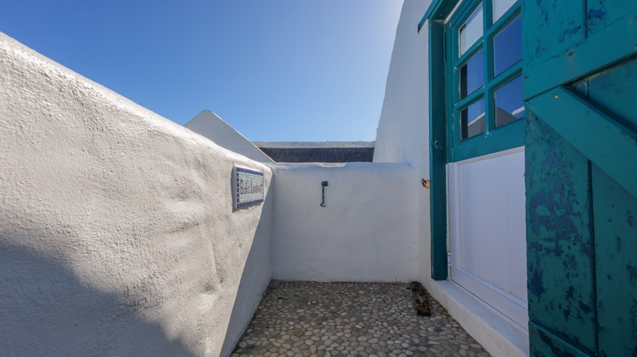 4 Bedroom Property for Sale in Struisbaai Western Cape